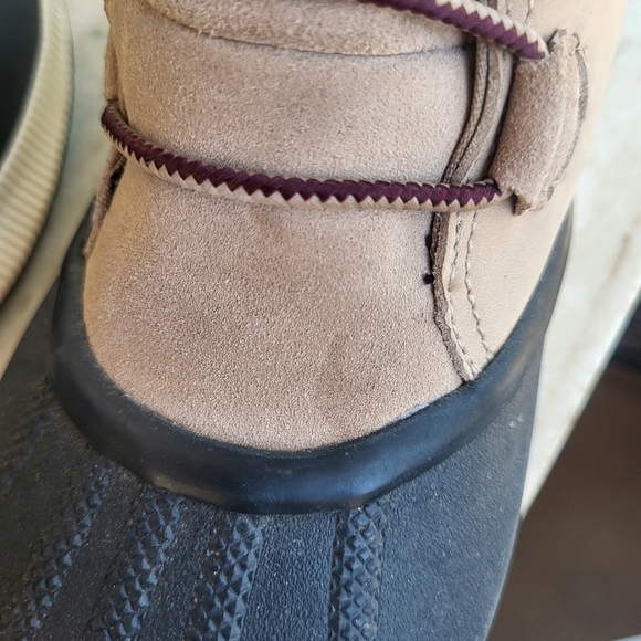 Sorel Out N About Boots Size 11 - Picture 7 of 14